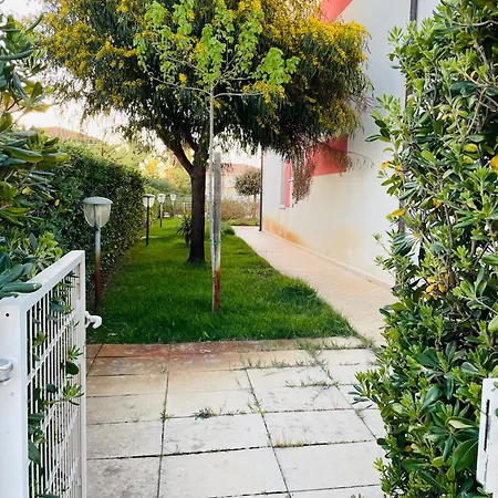 Garden-marina Sveva 公寓 *